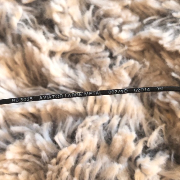 RayBan Aviators - Picture 6 of 7